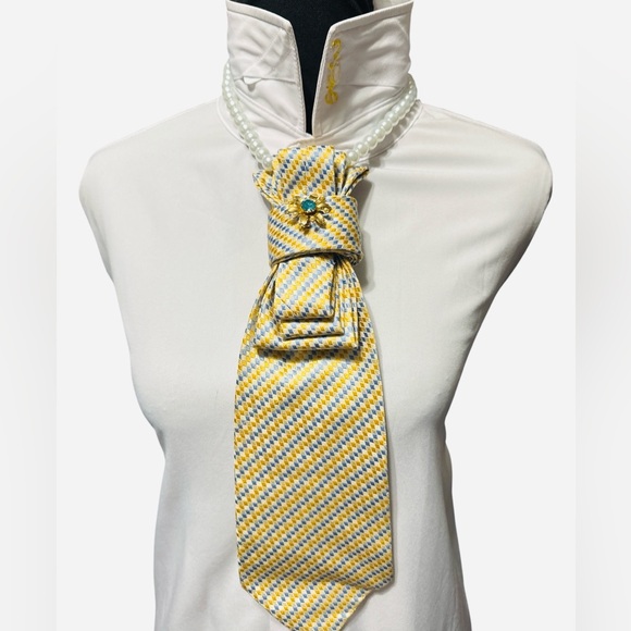 Geoffrey Beene Yellow and Blue Necktie Necklace - Picture 1 of 3